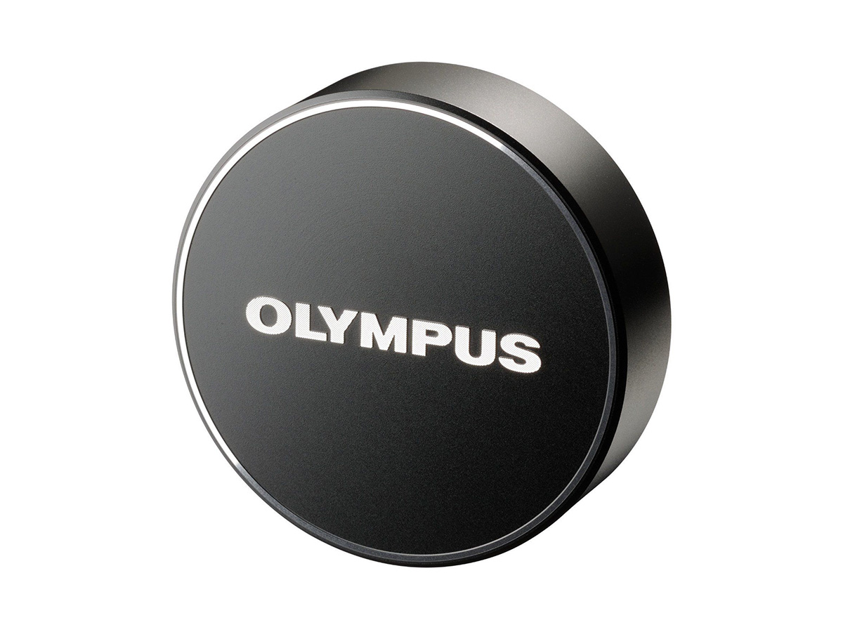 Olympus LC‑48B, musta – Metallinen objektiivisuoja