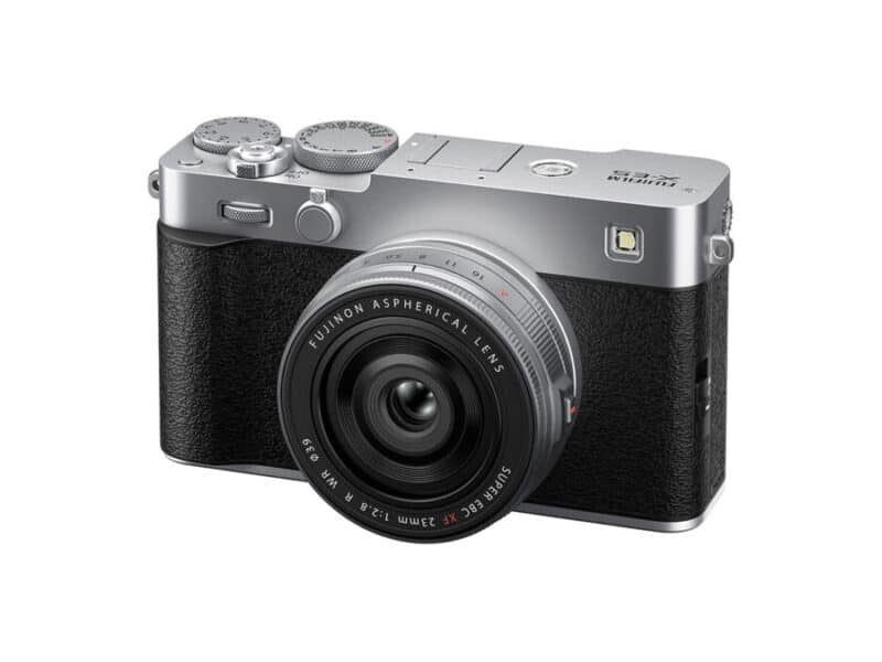 Fujifilm X-E5 + XF 23mm F2.8 R WR KIT hopea